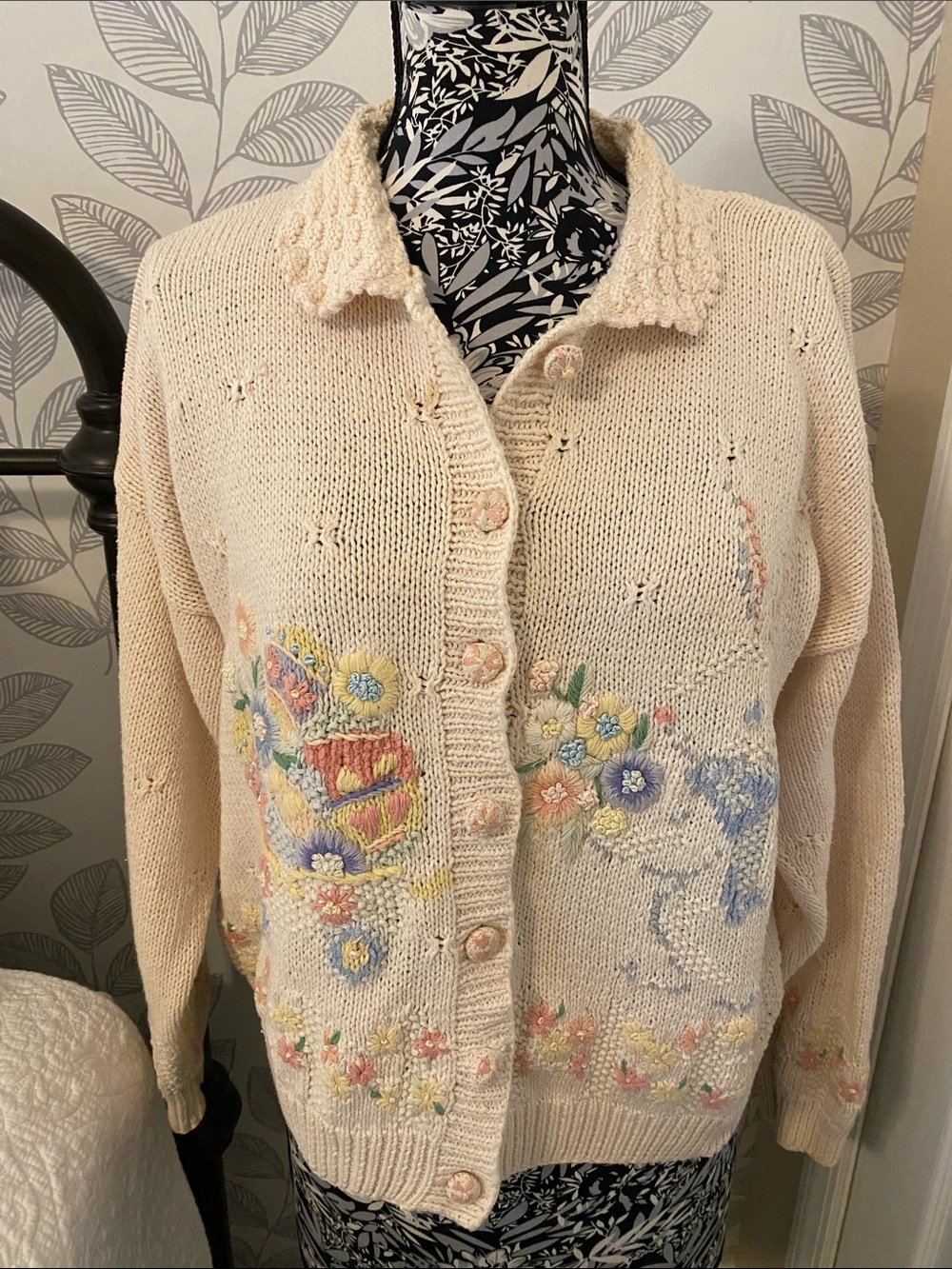 Marisa Christina Cream Hand-Knitted cardigan sweater with embroidered design